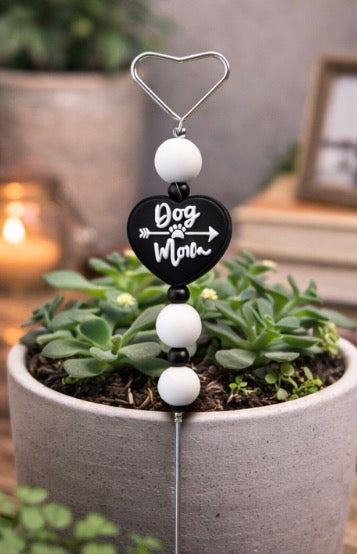🖤 Dog Mom Plant Pick