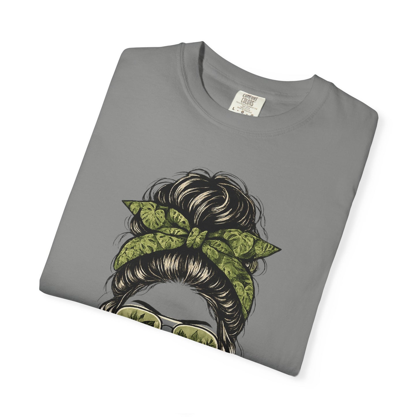 Plant Mommy T-Shirt | Plant Mom Graphic Tee, Green Botanical Design