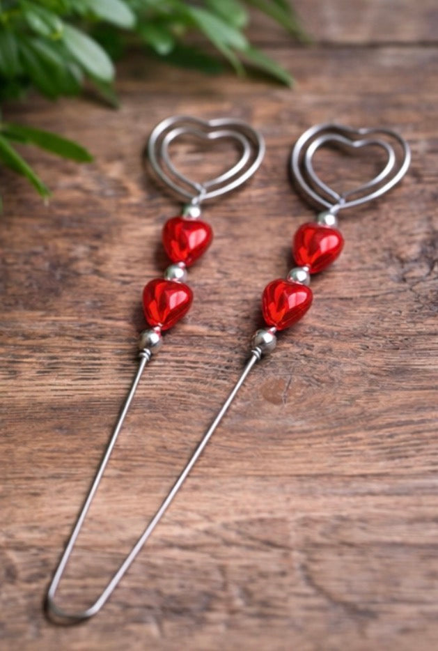 Classic Elegance Heart Plant Jewelry Stake 🌿❤️