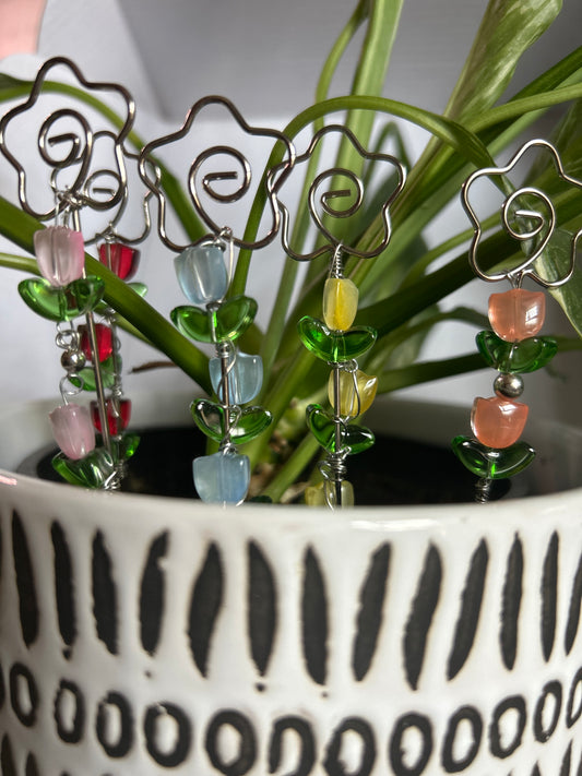 Tulip Plant Jewelry Stake