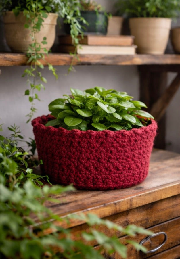 🌿 Hand-Crocheted Plant Pot Sweater