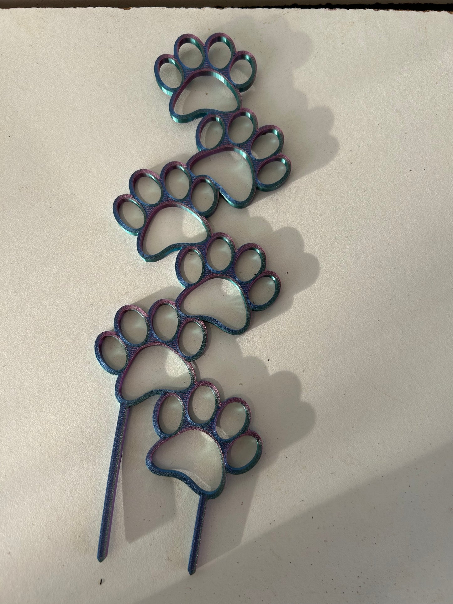 Paw Print Trellis — Iridescent Blue & Purple 🐾