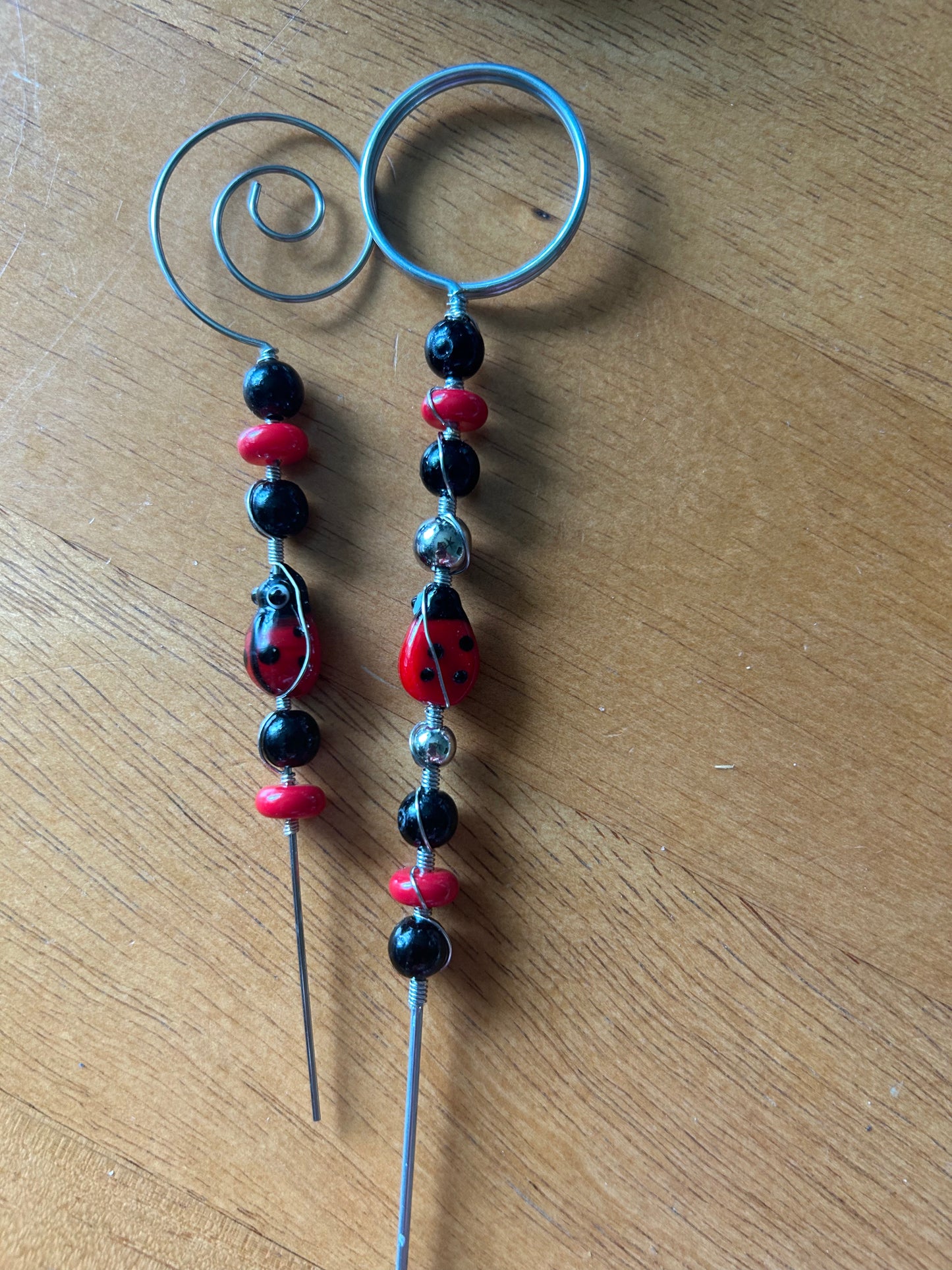 🐞 Ladybug Plant Jewelry Set– Decorative Plant Stake